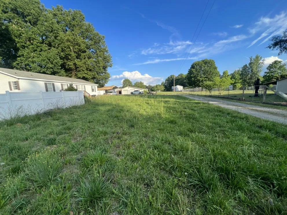 Affordable yard cleanup service in Waxhaw, NC - A&S Lawn Service