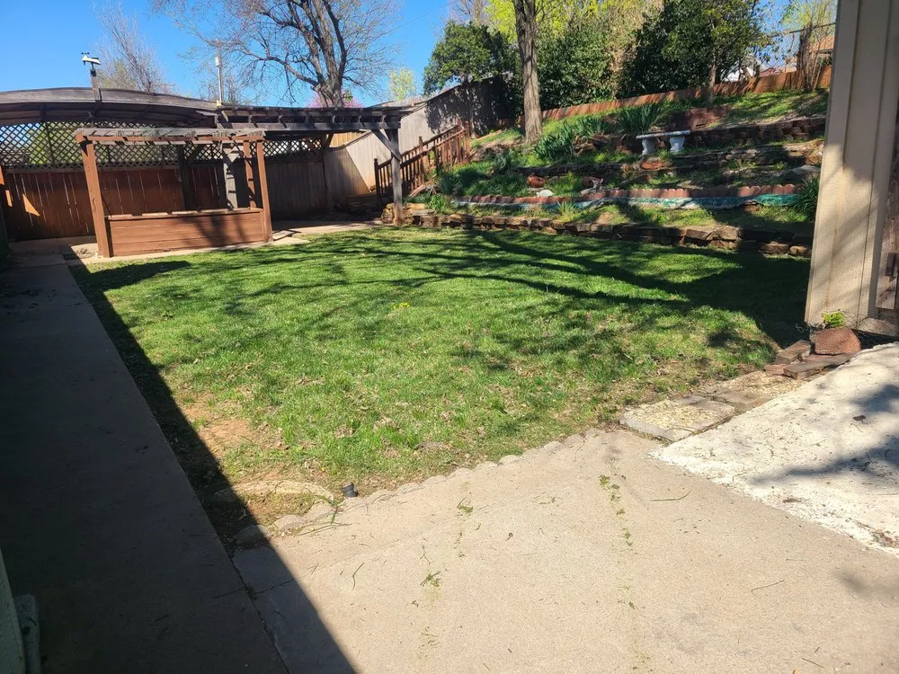 Custom garden landscaping experts serving Choctaw, OK - A's Mowing