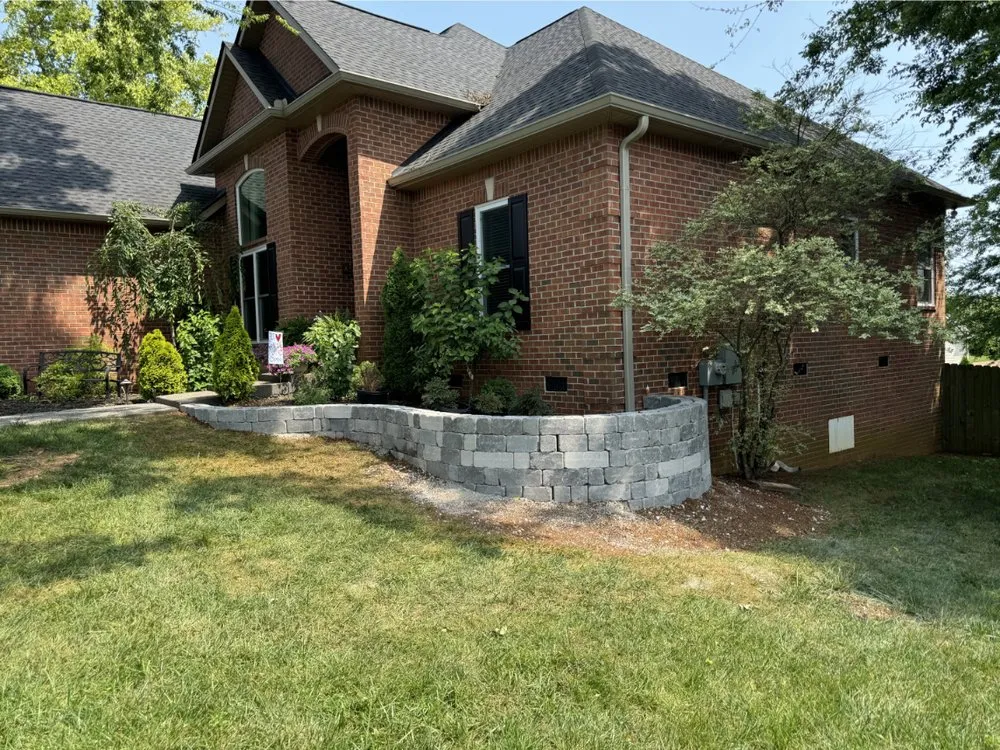 Affordable yard maintenance in Thompson's Station, TN - A&S Outdoors