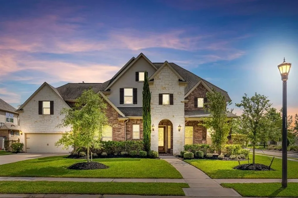 Professional yard maintenance in Port Washington, WI - Asap Earth Landscaping & Lawn