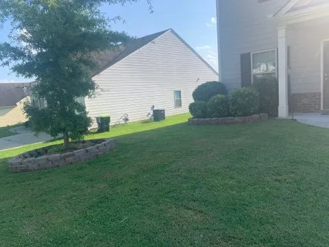 Local lawn care service in Hampton, GA by Ase’ Lawn Care