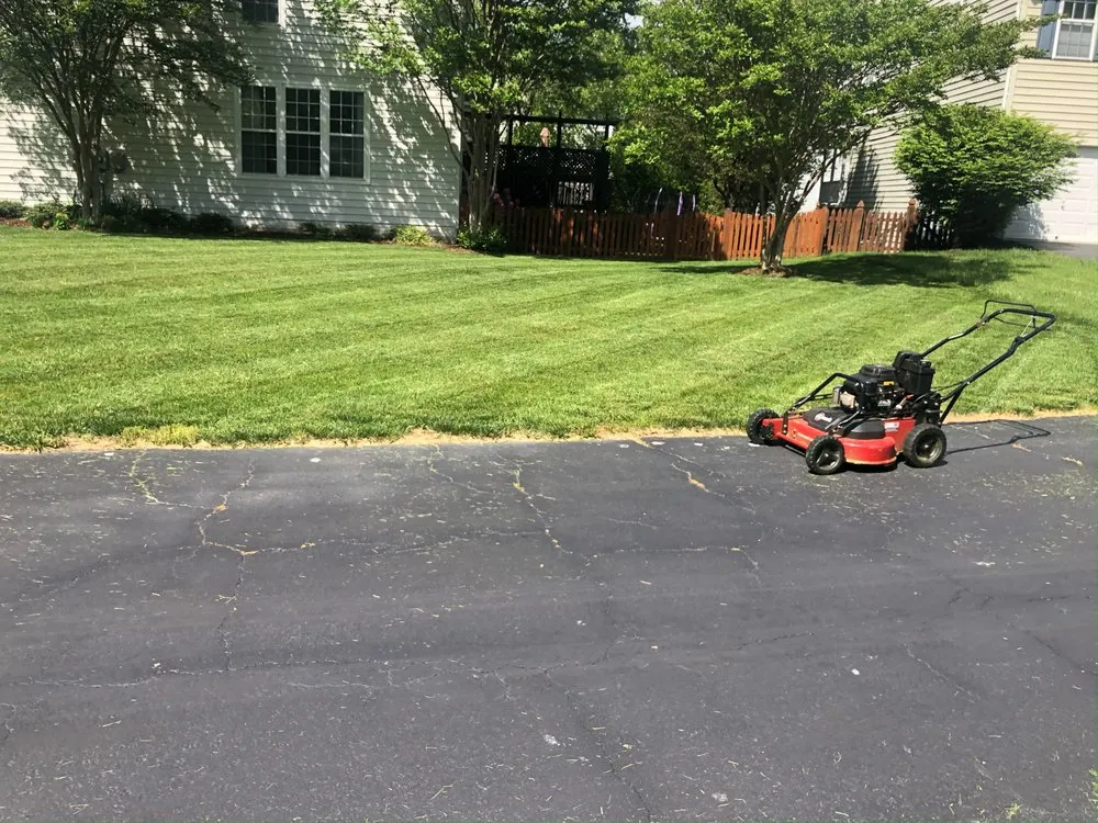 Expert lawn mowing service experts serving Ashburn, VA - Ashburn Landscaping