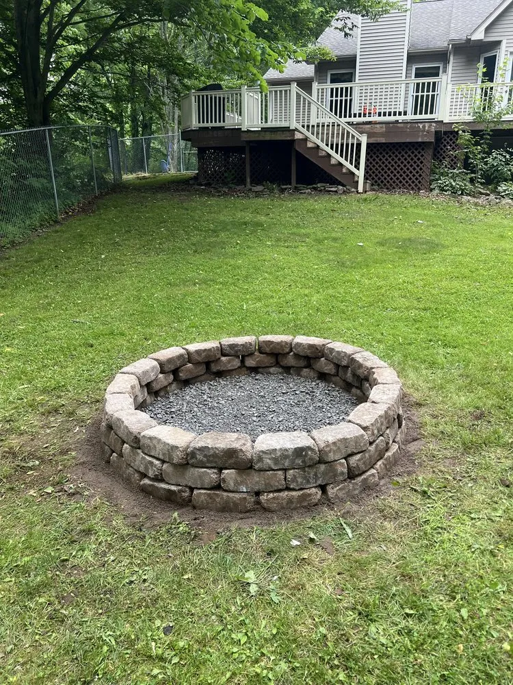 Top-rated yard cleanup service for residential properties in Ontario, NY by Ashby’s Enterprises