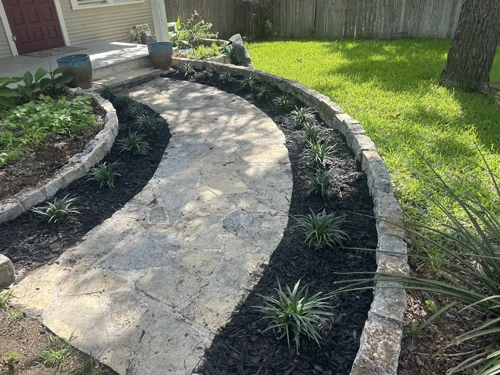 Professional garden landscaping in Gatesville, TX by Ashley’s Landscaping & Services