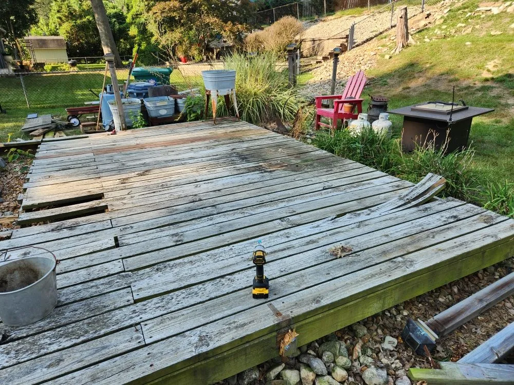 Trusted landscaping services for residential properties in St Louis, MO by Ashlock Removal Service