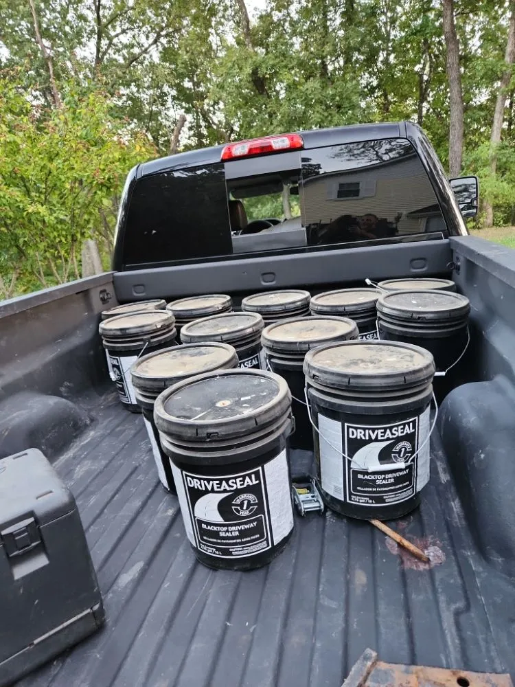 Local yard maintenance in St Louis, MO by Ashlock Removal Service