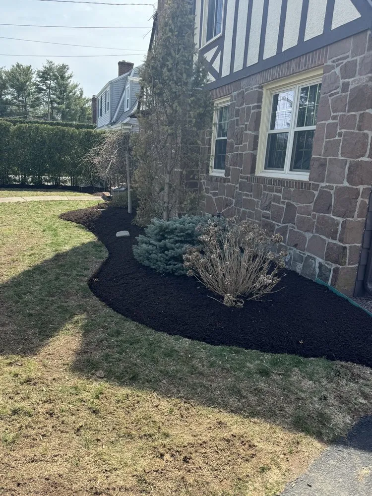 Top-rated lawn care service experts serving Newington, CT - Ashmore & Son Landscaping