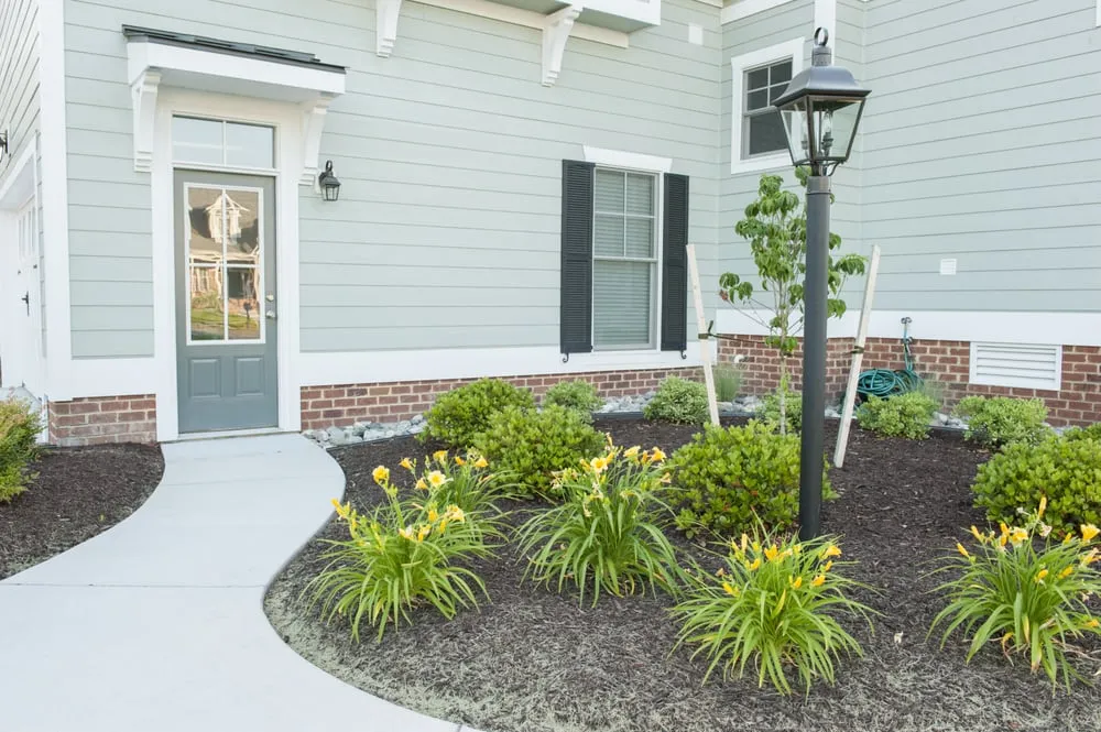 Professional outdoor landscaping experts serving Virginia Beach, VA - Ashton Landscaping Inc.