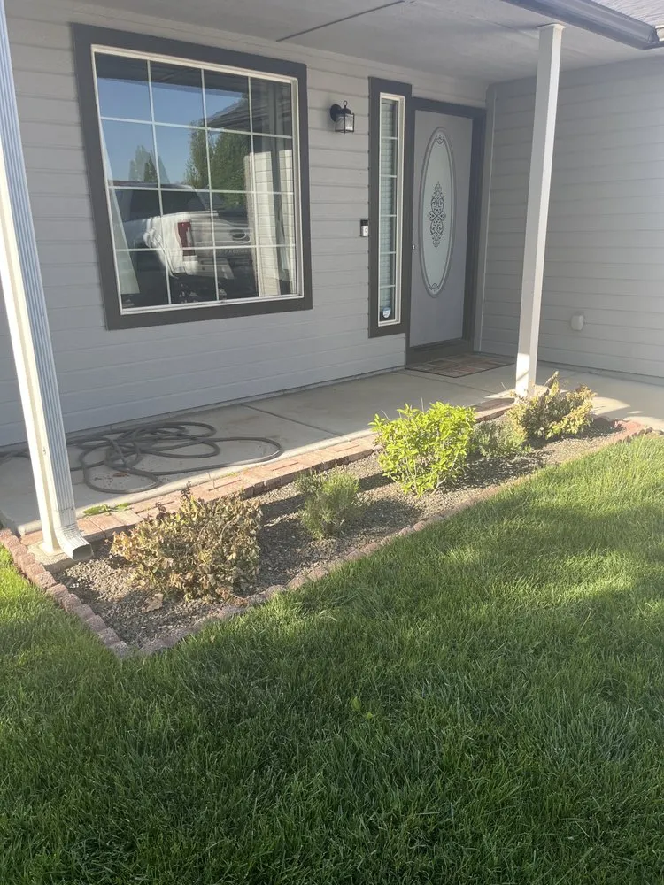 Professional yard maintenance experts serving Caldwell, ID - Ashton’s Lawnscaping