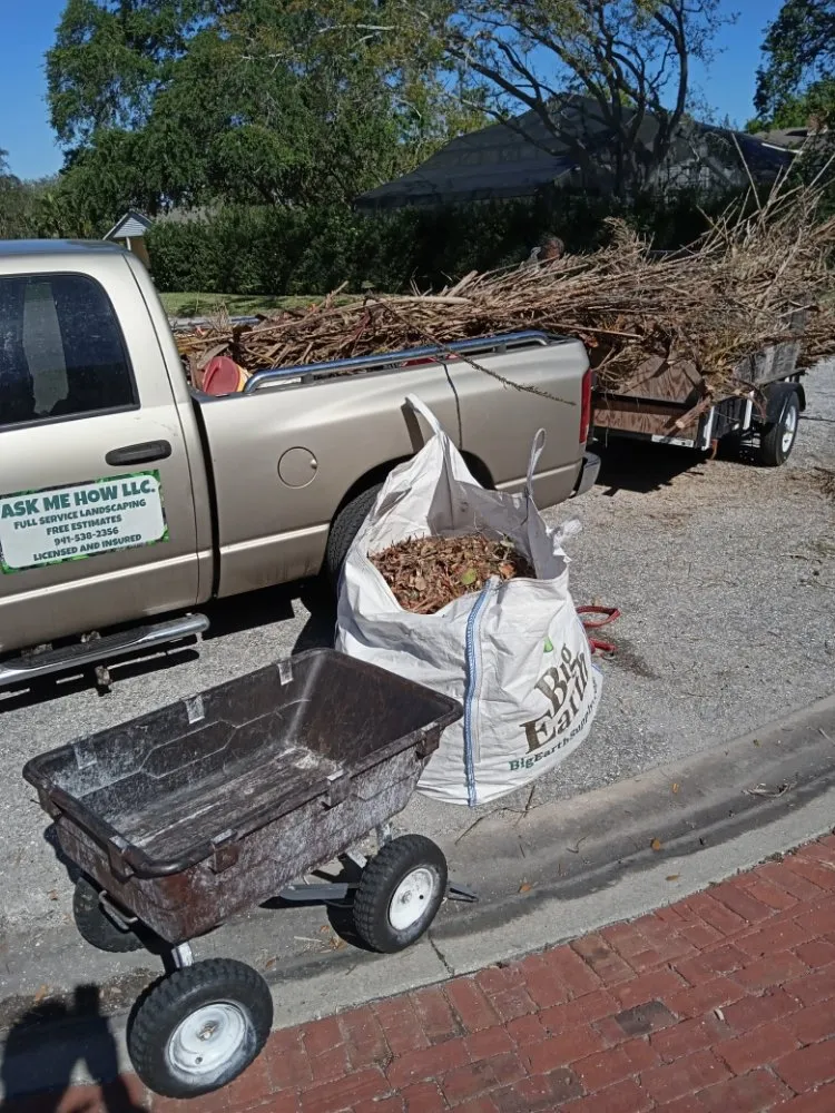 Expert yard maintenance in Bradenton, FL by Ask Me How