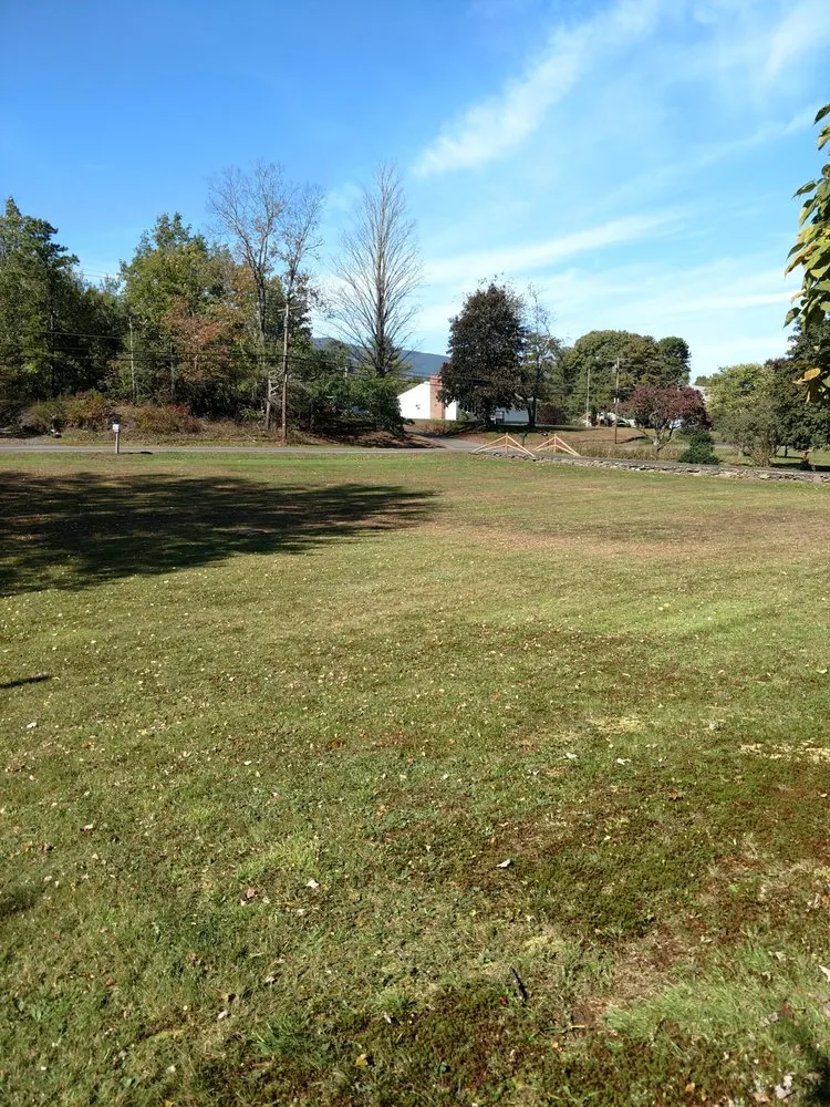 Top-rated garden landscaping in Saugerties, NY by Ask Mike