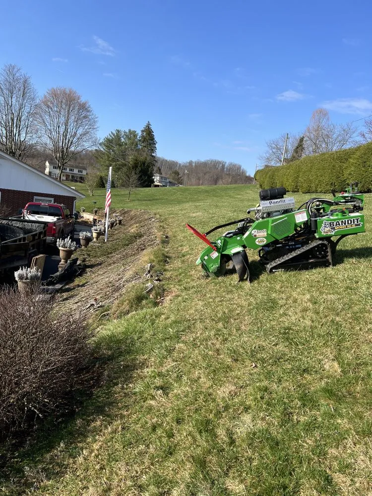 Local residential landscaping experts serving Buckhannon, WV - Asmithservices