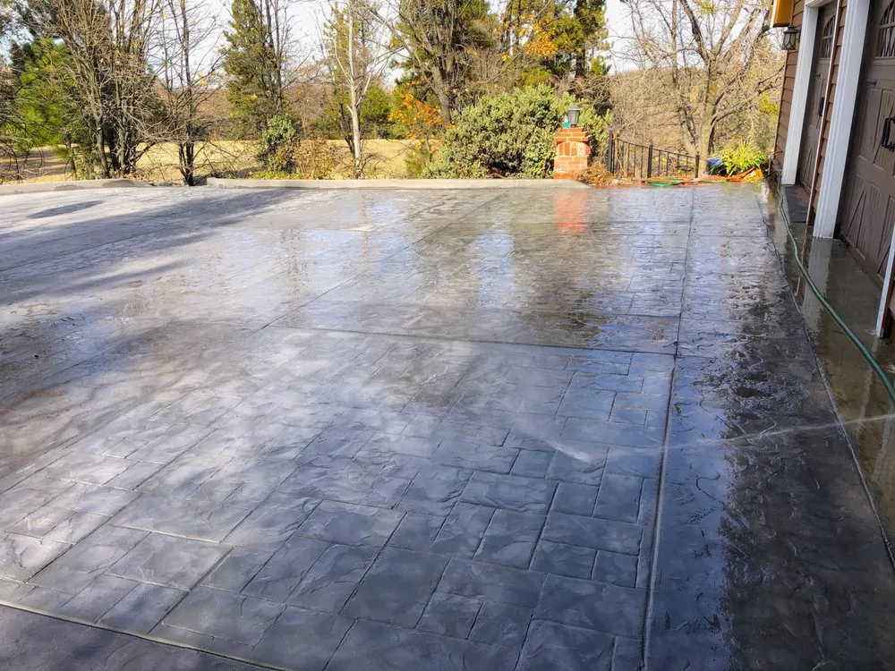 Top-rated outdoor landscaping experts serving Lake Arrowhead, CA - Aspen Construction