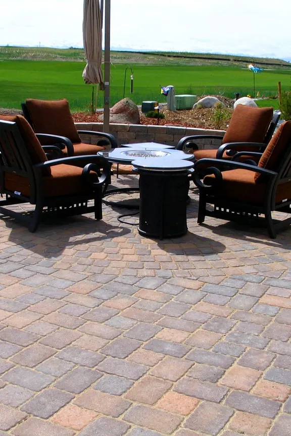 Reliable landscaping services experts serving Lakewood, CO - Aspen Creek Landscape