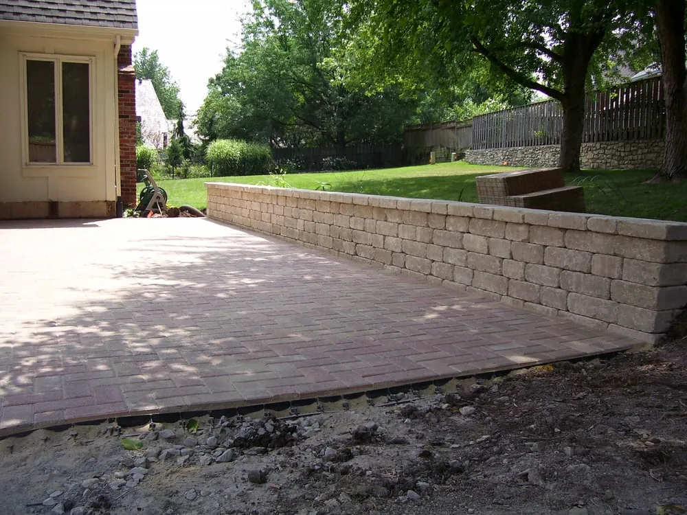 Local landscape installation in Olathe, KS - Aspen Lawn & Pest Control