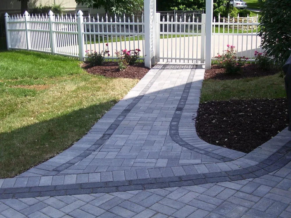 Affordable outdoor landscaping in Olathe, KS - Aspen Lawn & Pest Control