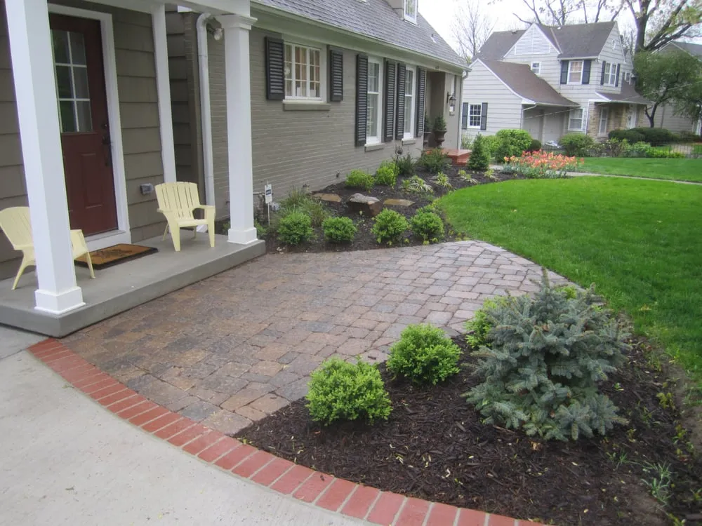 Custom landscaping services in Olathe, KS by Aspen Lawn & Pest Control
