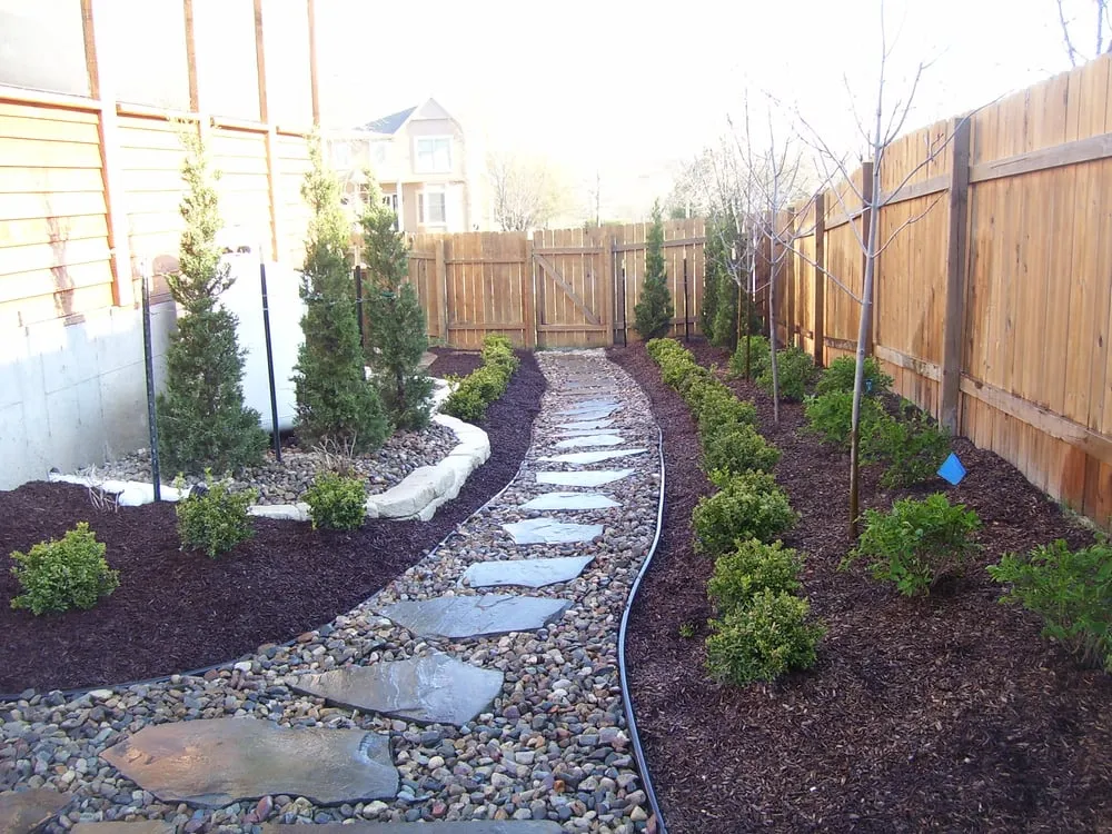 Expert landscaping services experts serving Olathe, KS - Aspen Lawn & Pest Control