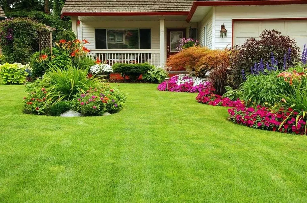 Professional landscape installation for beautiful yards across St. Cloud, MN - ASPEN RIDGE LAWN & LEAF SERVICE