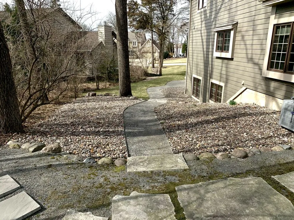 Custom landscaping services for beautiful yards across La Crosse, WI - Aspire Lawn and Landscape