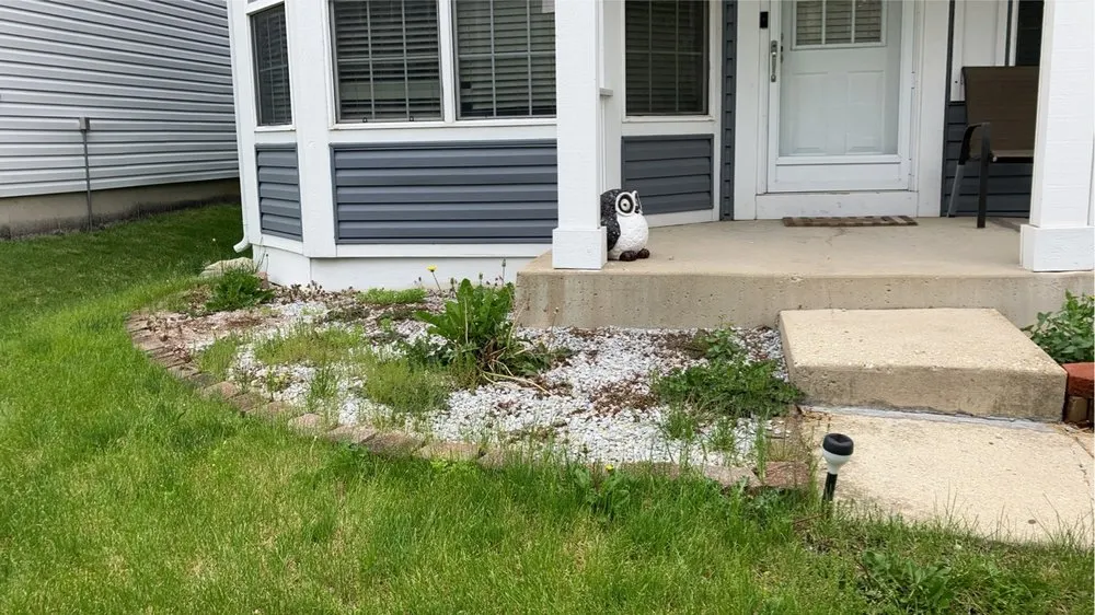 Affordable yard cleanup service in North Aurora, IL by ASR Creative Flower Bed Specialist