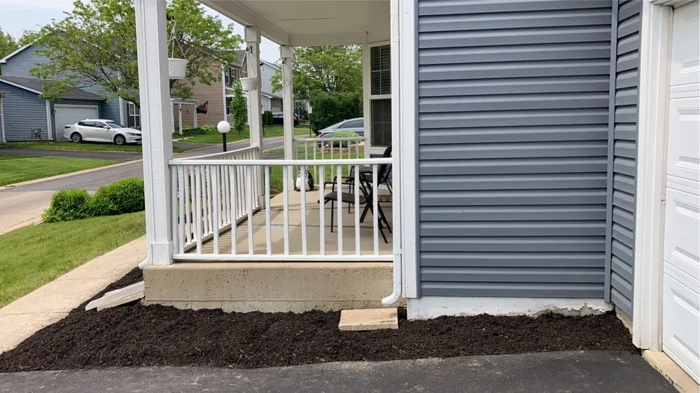 Local garden landscaping for beautiful yards across North Aurora, IL - ASR Creative Flower Bed Specialist