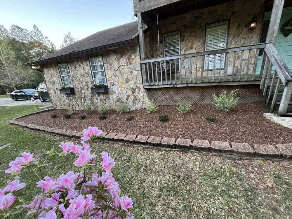 Affordable lawn mowing service experts serving Semmes, AL - Astro Care