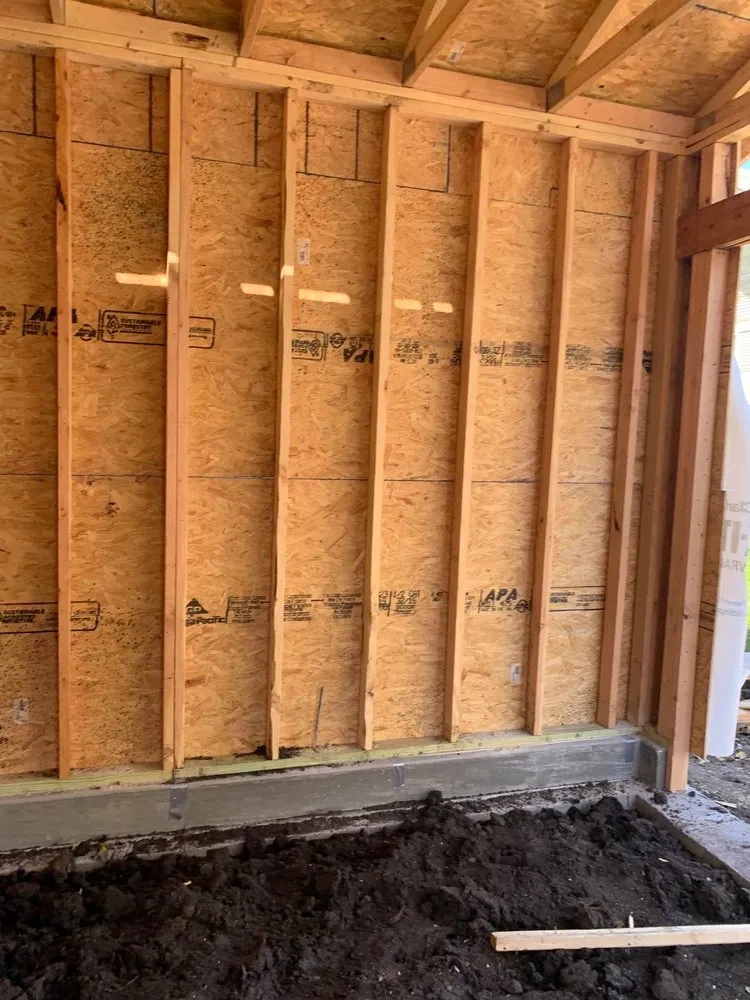 Top-rated yard cleanup service in Bennet, NE - Astro Lawn And Home