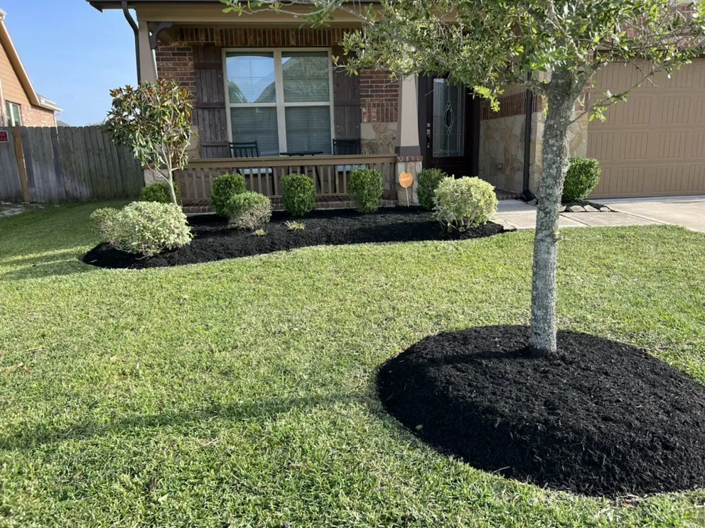 Custom garden landscaping for outdoor upgrades in Houston, TX by Astro lawn scape services