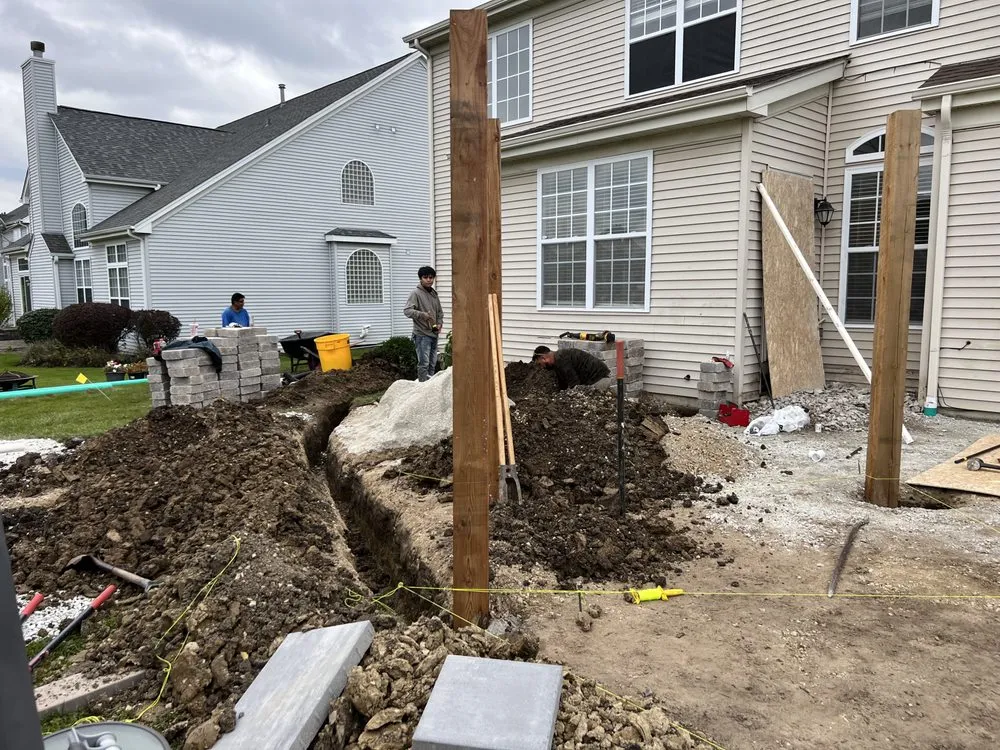 Top-rated lawn care service experts serving Waukegan, IL - Astudillo Landscaping