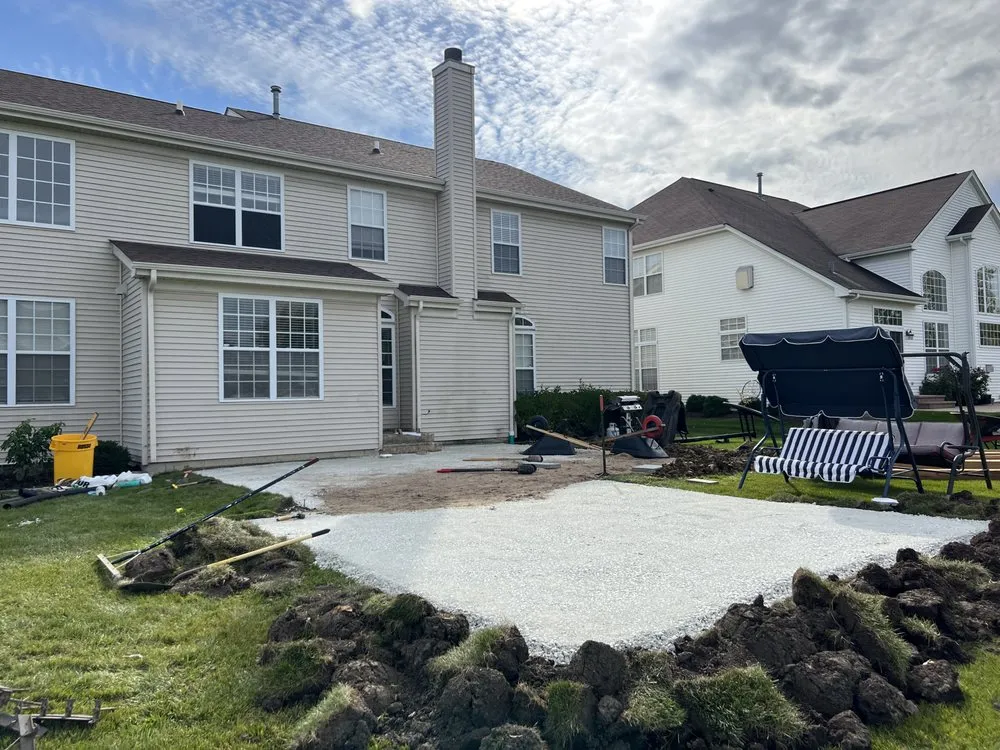 Reliable garden landscaping with custom design in Waukegan, IL by Astudillo Landscaping