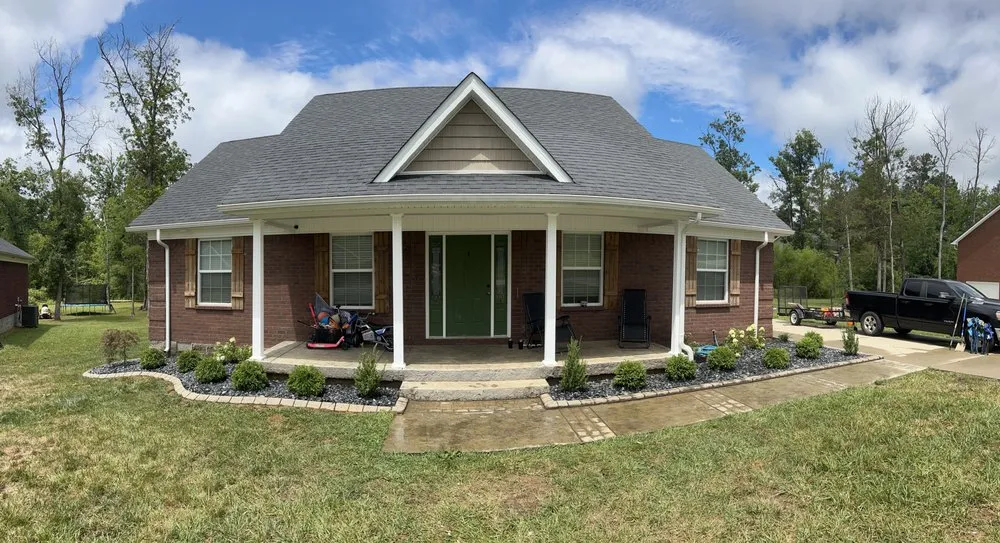 Custom landscape installation in Bloomfield, KY - A&T Contracting