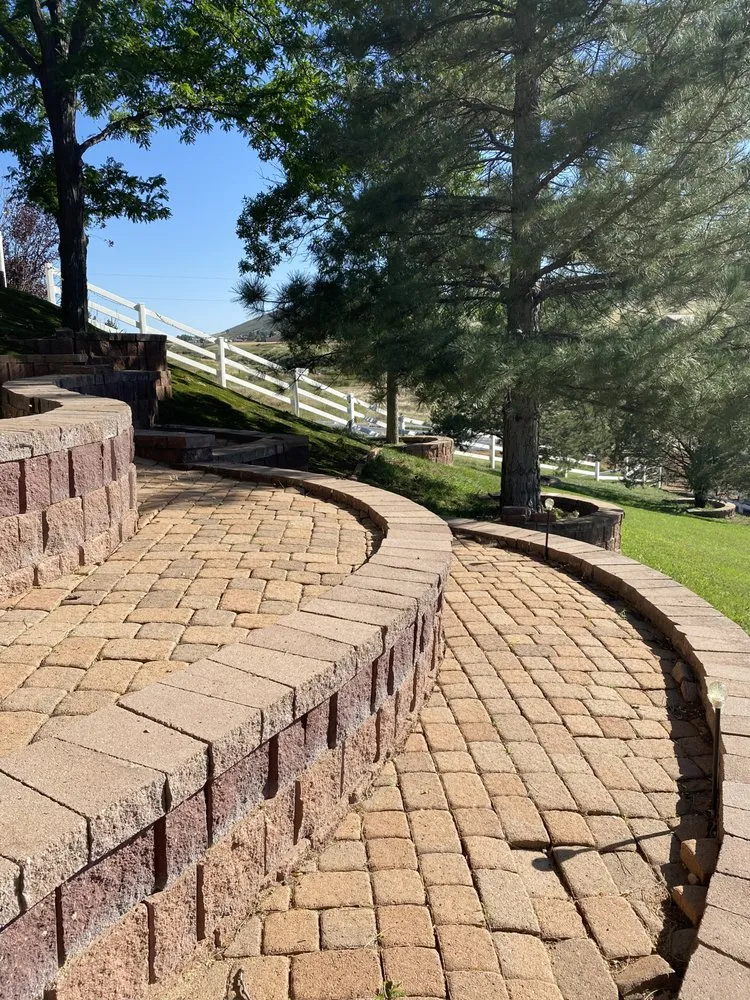 Local landscaping services experts serving Evans, CO - A&T Contractor Services