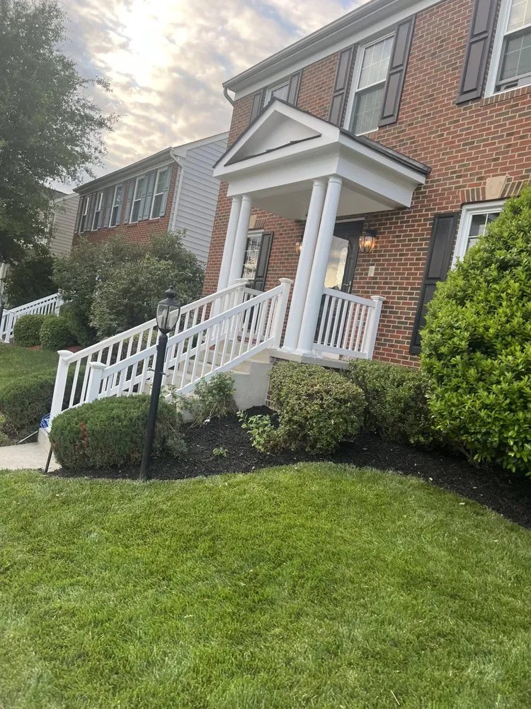 Reliable yard cleanup service experts serving Lorton, VA - AT General Contracting Services