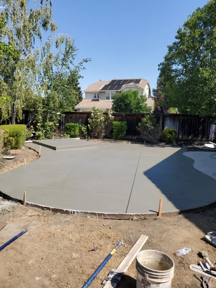 Top-rated lawn care service experts serving Corpus Christi, TX - A&T Hardscape Pro