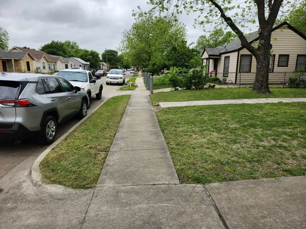 Local yard cleanup service in Grand Prairie, TX by A.T. Lawn Service
