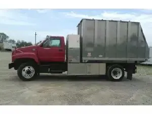 Professional garden landscaping in Fort Worth, TX by At Your Request Landscaping and Tree Service