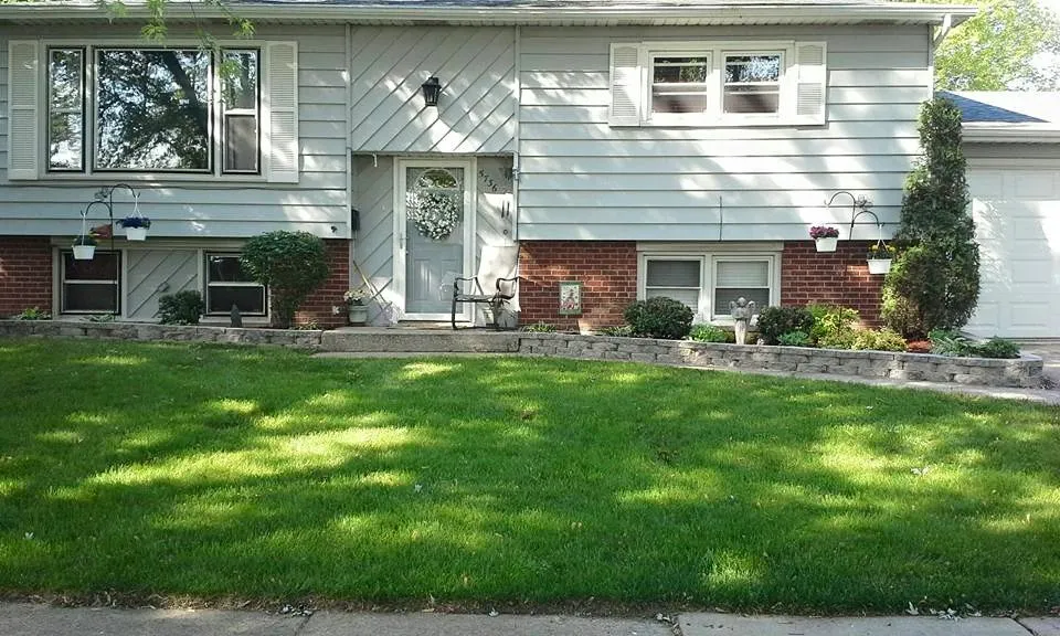 Custom residential landscaping in Oak Forest, IL - At Your Service Landscaping