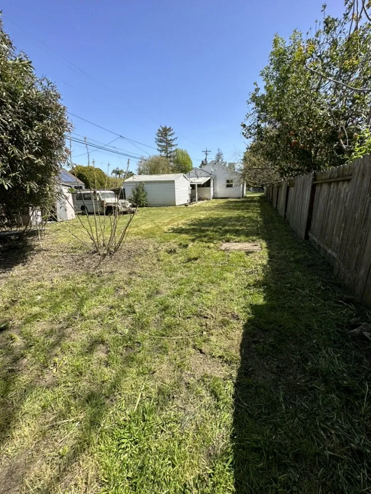 Reliable residential landscaping in West Sacramento, CA by Athan’s lawn care services