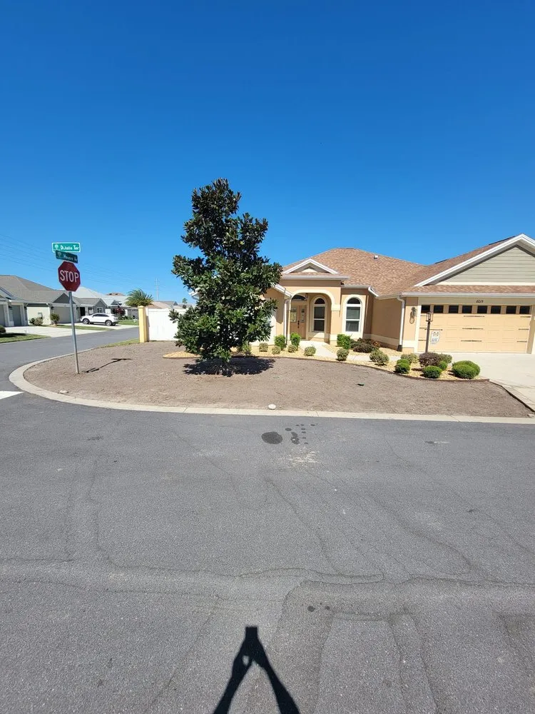 Top-rated garden landscaping for residential properties in Summerfield, FL by Athen's EC Landscaping