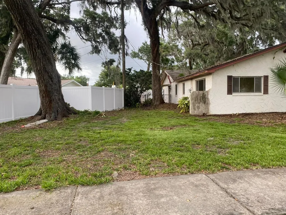 Professional garden landscaping for homes in Daytona Beach, FL by Athletic Lawn Care