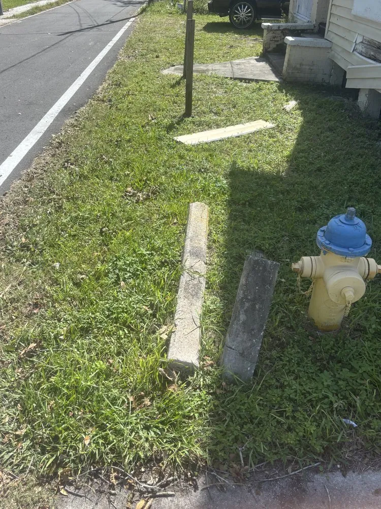 Custom garden landscaping experts serving New Smyrna Beach, FL - Athletic Lawn Care