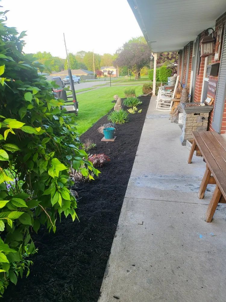 Expert lawn mowing service in Piqua, OH - Atkins Elite lawncare