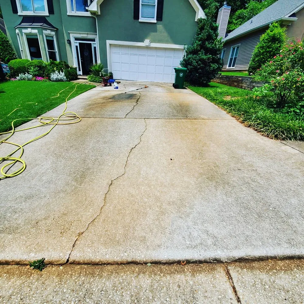 Professional yard cleanup service for year-round maintenance in Decatur, GA by ATL Grass Monkey