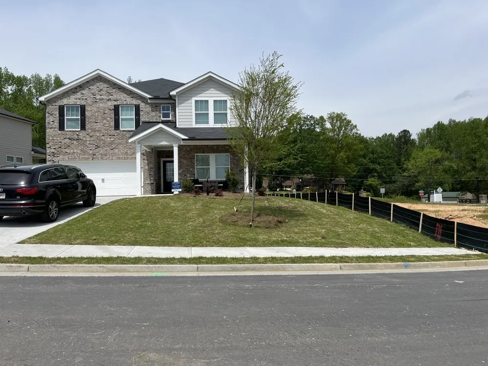 Top-rated yard cleanup service near you across Lawrenceville, GA - Atlanta Lawn Masters