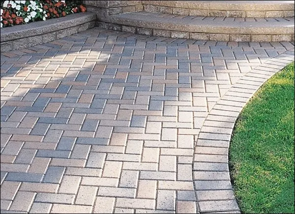 Professional yard maintenance in Odenton, MD by Atlantic Lawn & Landscaping