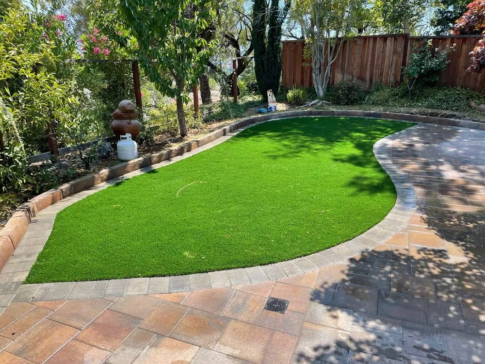 Trusted yard cleanup service experts serving Santa Rosa, CA - Atlas Pavers