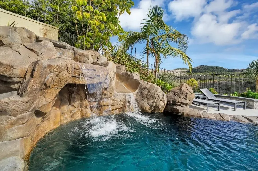 Local garden landscaping in Laguna Niguel, CA by Atlas Pools