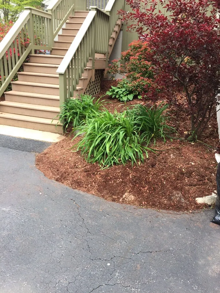 Professional lawn care service in Carmel, NY - ATS Landscaping & Property Maintenance