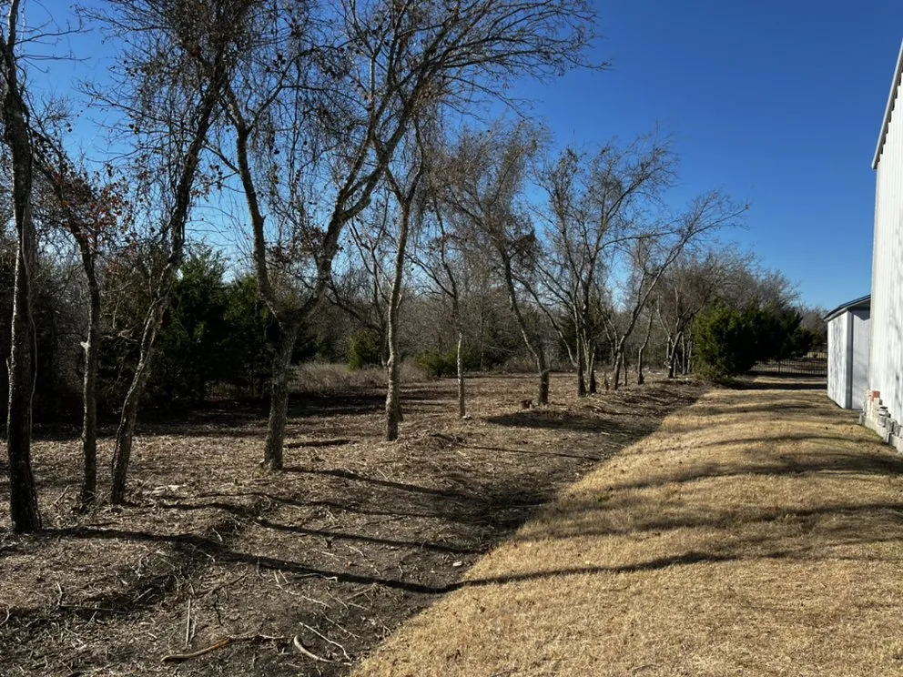 Local yard maintenance in Van Alstyne, TX by Atteberry Property Services